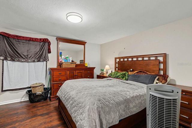 1542 LAKEVIEW ROAD, Clearwater, FL 33756