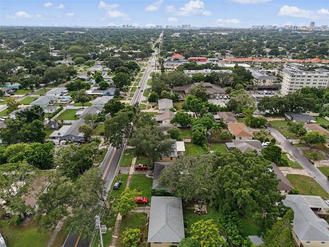 1542 LAKEVIEW ROAD, Clearwater, FL 33756