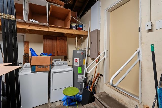 1542 LAKEVIEW ROAD, Clearwater, FL 33756