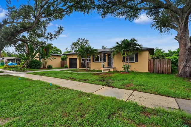 1542 LAKEVIEW ROAD, Clearwater, FL 33756