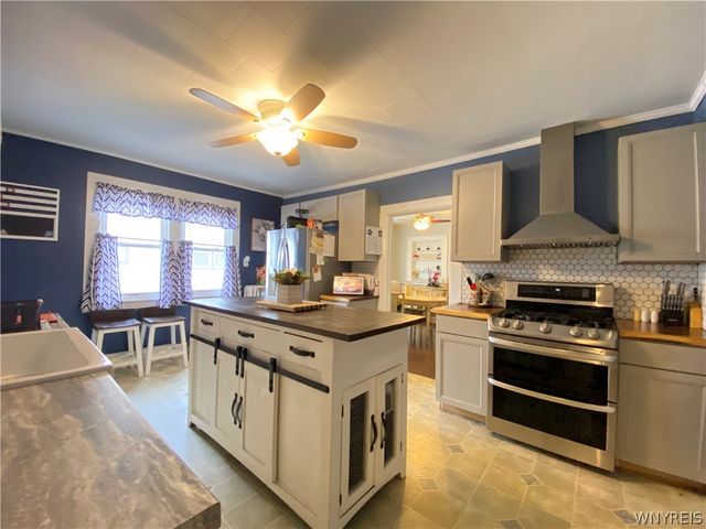 15 Linwood Avenue, North Tonawanda, NY 14120