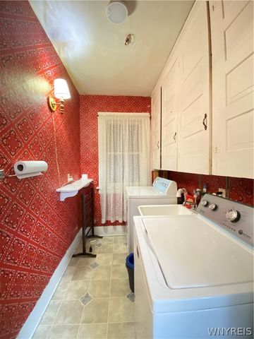 15 Linwood Avenue, North Tonawanda, NY 14120