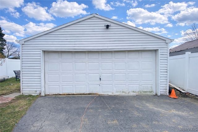 15 Linwood Avenue, North Tonawanda, NY 14120