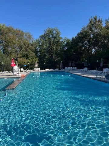 3803 E Linwood Street, Springfield, MO 65809