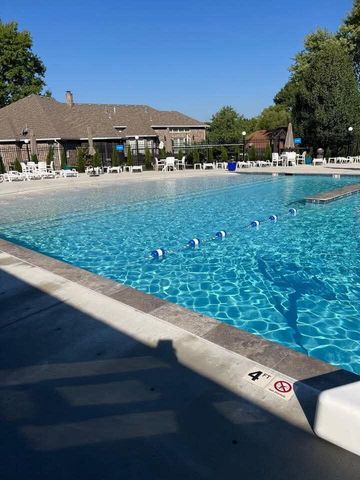 3803 E Linwood Street, Springfield, MO 65809