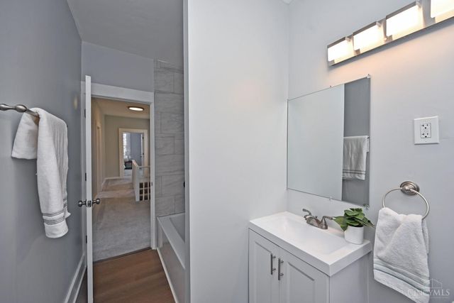 226 Congress Avenue, Cincinnati, OH 45226