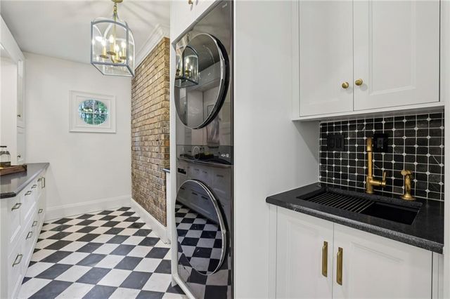 8025 River Circle, Sandy Springs, GA 30350