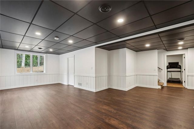 8025 River Circle, Sandy Springs, GA 30350