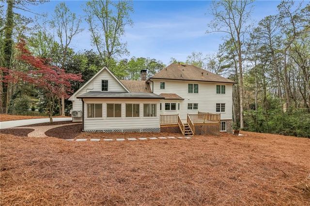 8025 River Circle, Sandy Springs, GA 30350