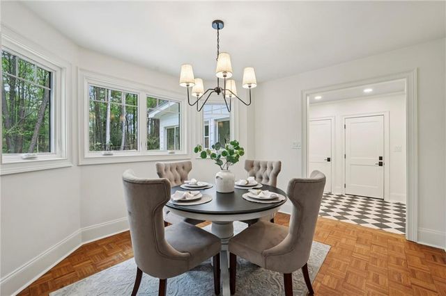 8025 River Circle, Sandy Springs, GA 30350