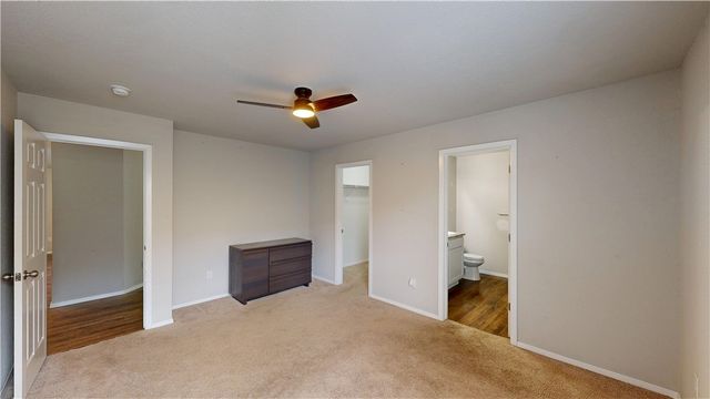 1170 S Kingfisher Lane, Fayetteville, AR 72701