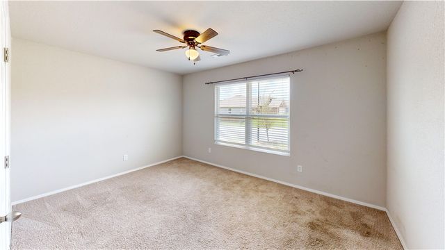 1170 S Kingfisher Lane, Fayetteville, AR 72701