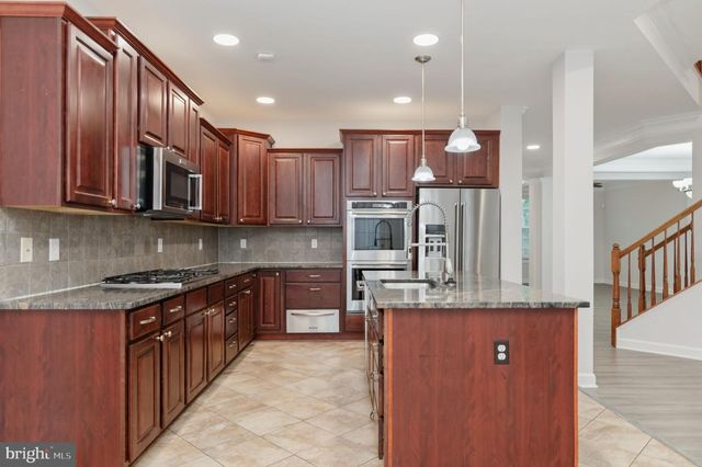16380 RUSTY RUDDER DR, Woodbridge, VA 22191