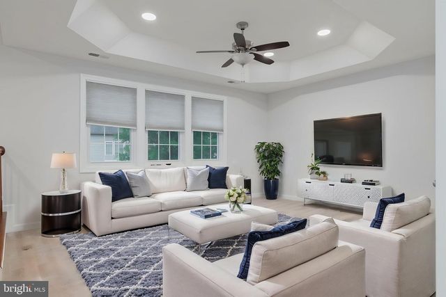16380 RUSTY RUDDER DR, Woodbridge, VA 22191