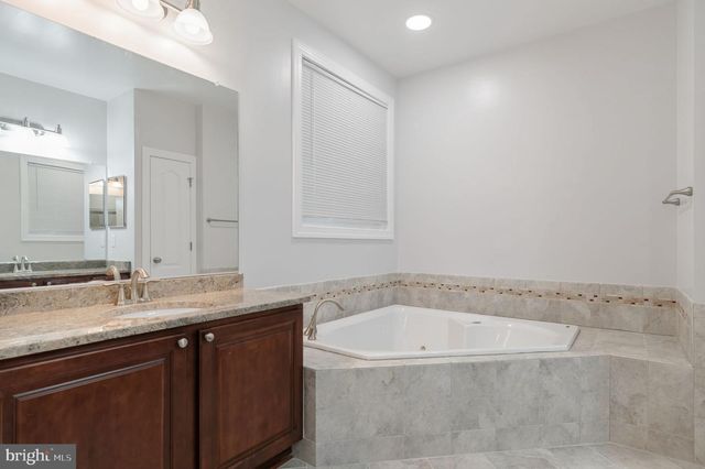16380 RUSTY RUDDER DR, Woodbridge, VA 22191