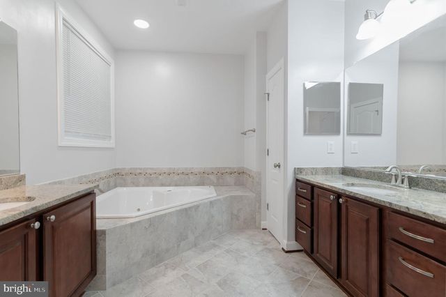 16380 RUSTY RUDDER DR, Woodbridge, VA 22191