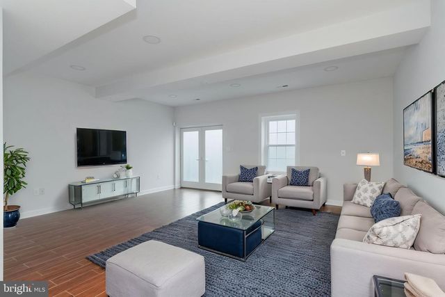 16380 RUSTY RUDDER DR, Woodbridge, VA 22191