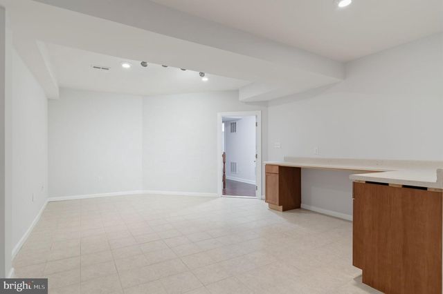 16380 RUSTY RUDDER DR, Woodbridge, VA 22191