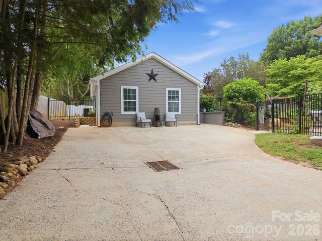 19147 Brookgreen Garden Place, Cornelius, NC 28031