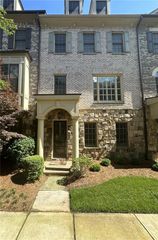 3676 Brookhaven Manor NE Crossing, Atlanta, GA 30319