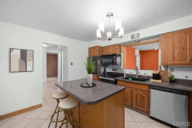 4205 S Park Drive, Belleville, IL 62226