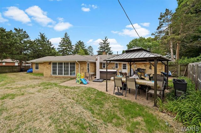 4205 S Park Drive, Belleville, IL 62226