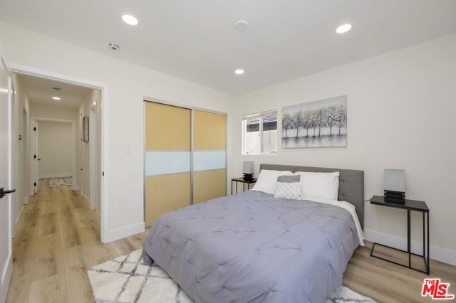 2936 S Bentley Avenue, Los Angeles, CA 90064