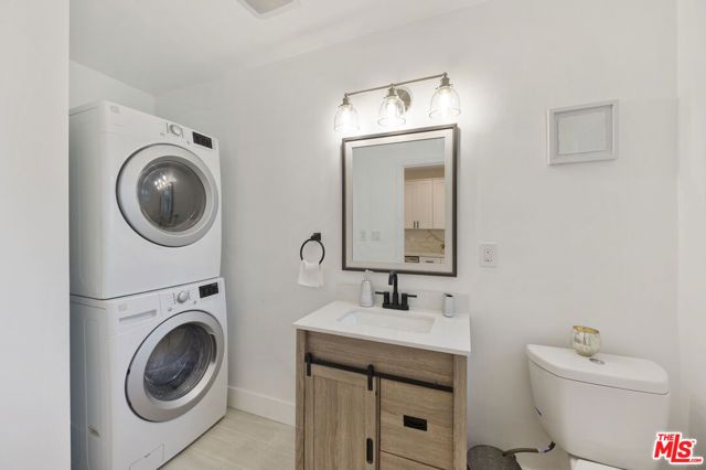 2936 S Bentley Avenue, Los Angeles, CA 90064