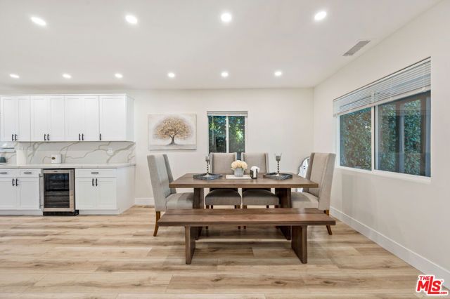 2936 S Bentley Avenue, Los Angeles, CA 90064