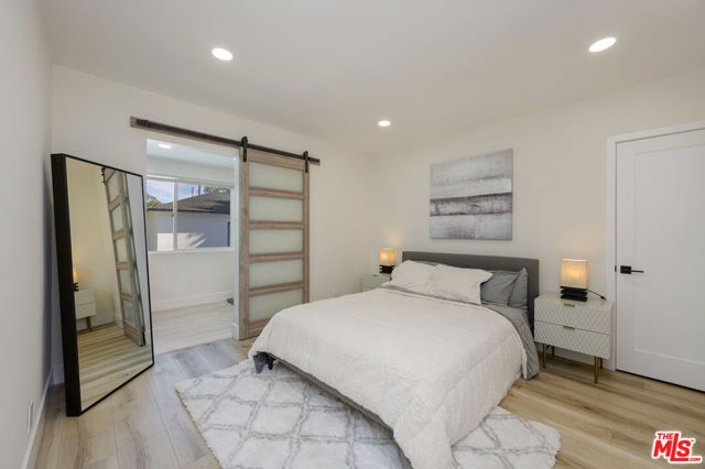 2936 S Bentley Avenue, Los Angeles, CA 90064