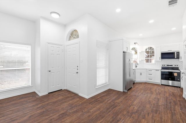 153 Summerhill Drive, Rockwall, TX 75032