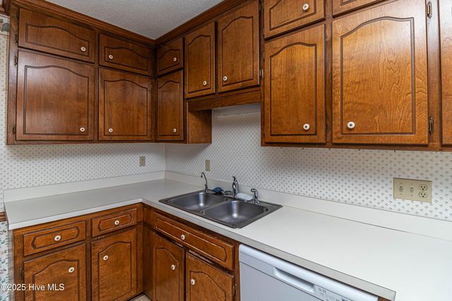 206 Maplewood Drive, Goldsboro, NC 27534