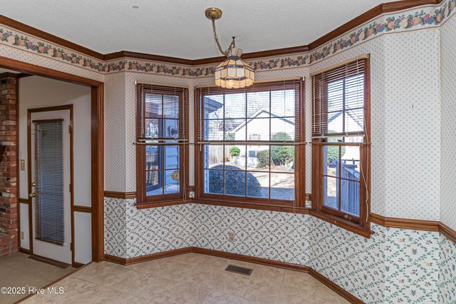 206 Maplewood Drive, Goldsboro, NC 27534