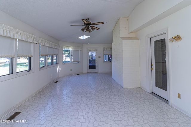 206 Maplewood Drive, Goldsboro, NC 27534