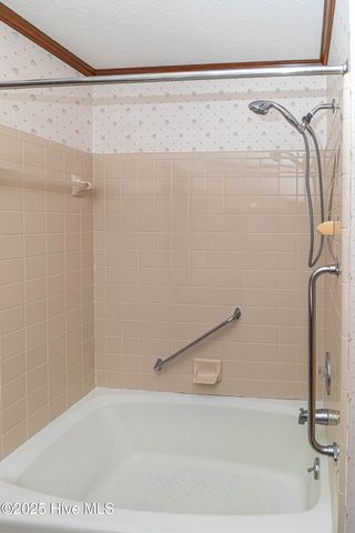 206 Maplewood Drive, Goldsboro, NC 27534