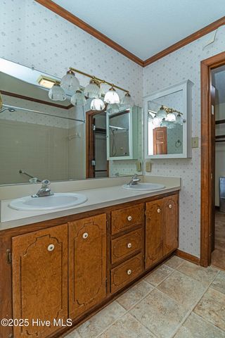 206 Maplewood Drive, Goldsboro, NC 27534