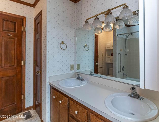 206 Maplewood Drive, Goldsboro, NC 27534
