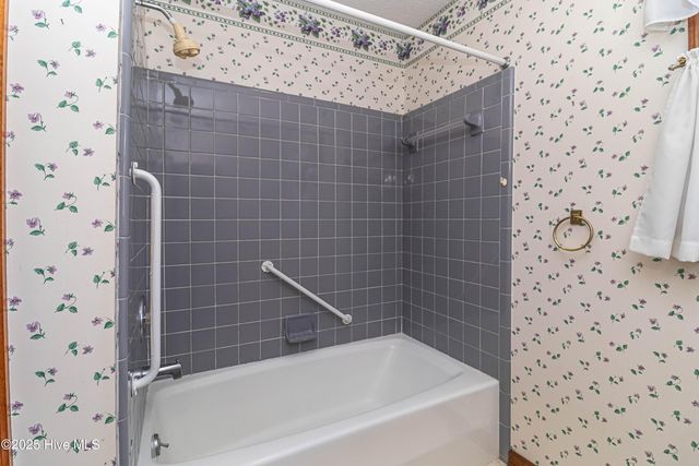 206 Maplewood Drive, Goldsboro, NC 27534