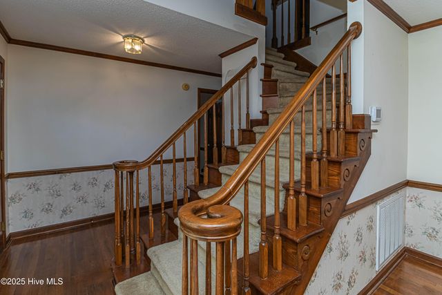 206 Maplewood Drive, Goldsboro, NC 27534