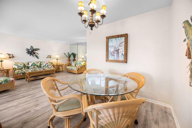 100 Shore Court 104, North Palm Beach, FL 33408