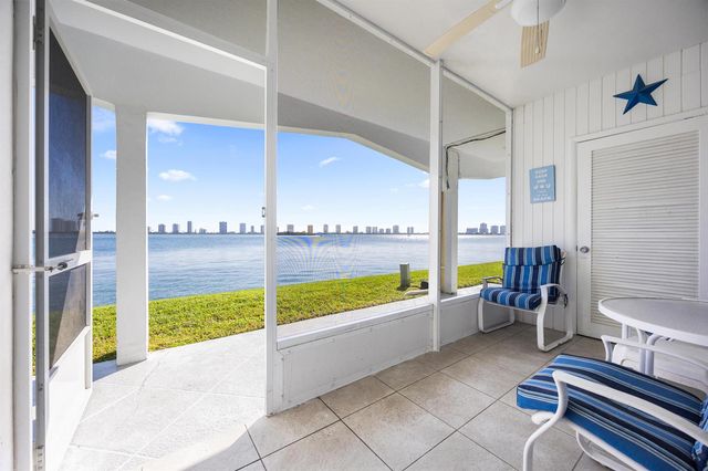 100 Shore Court 104, North Palm Beach, FL 33408