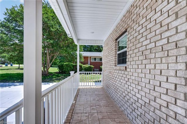 4218 Farlow Drive, Greensboro, NC 27406