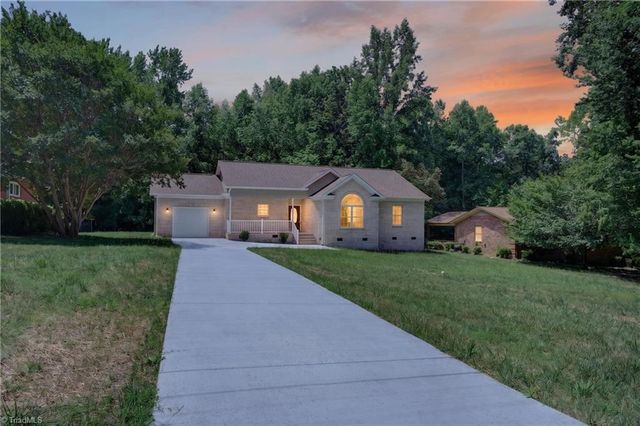 4218 Farlow Drive, Greensboro, NC 27406