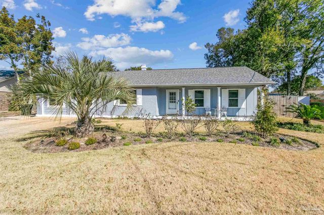 4560 Shadesview Dr, Pensacola, FL 32504