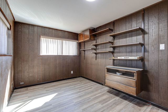 5251 Greenleaf Street, Skokie, IL 60077