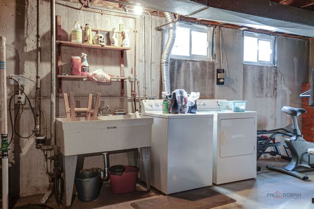 5251 Greenleaf Street, Skokie, IL 60077