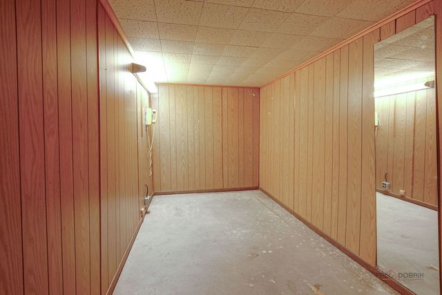 5251 Greenleaf Street, Skokie, IL 60077