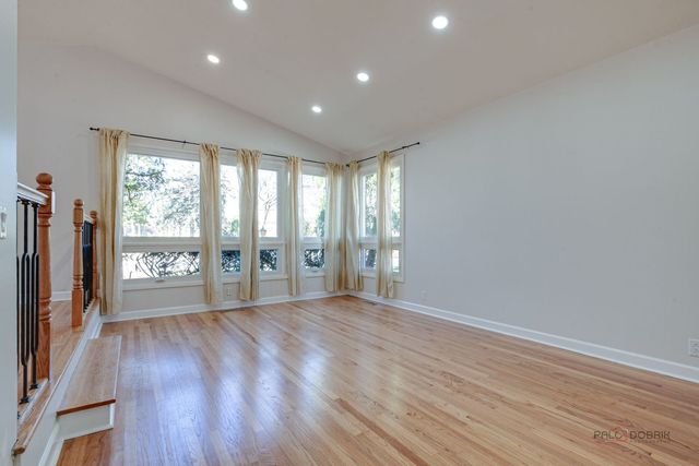 5251 Greenleaf Street, Skokie, IL 60077