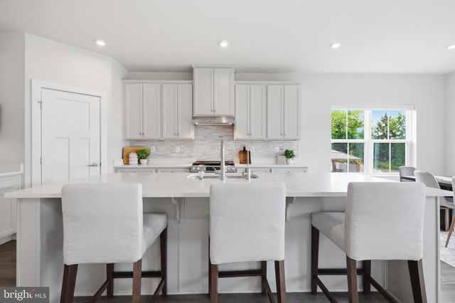 7534 DECLAN RD, Laurel, MD 20723