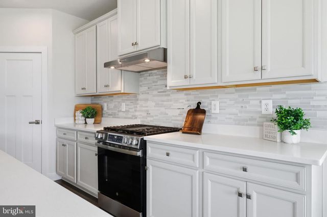 7534 DECLAN RD, Laurel, MD 20723